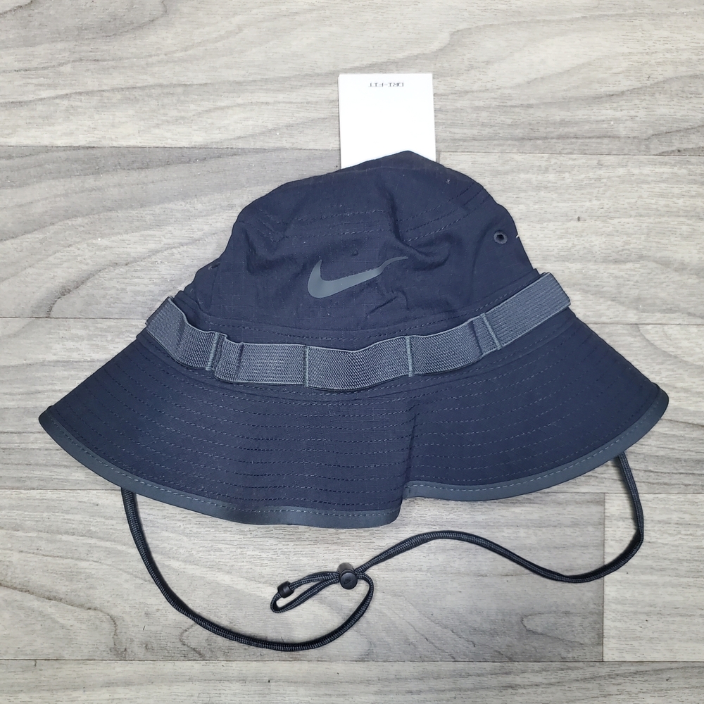 Nike Bucket Hat